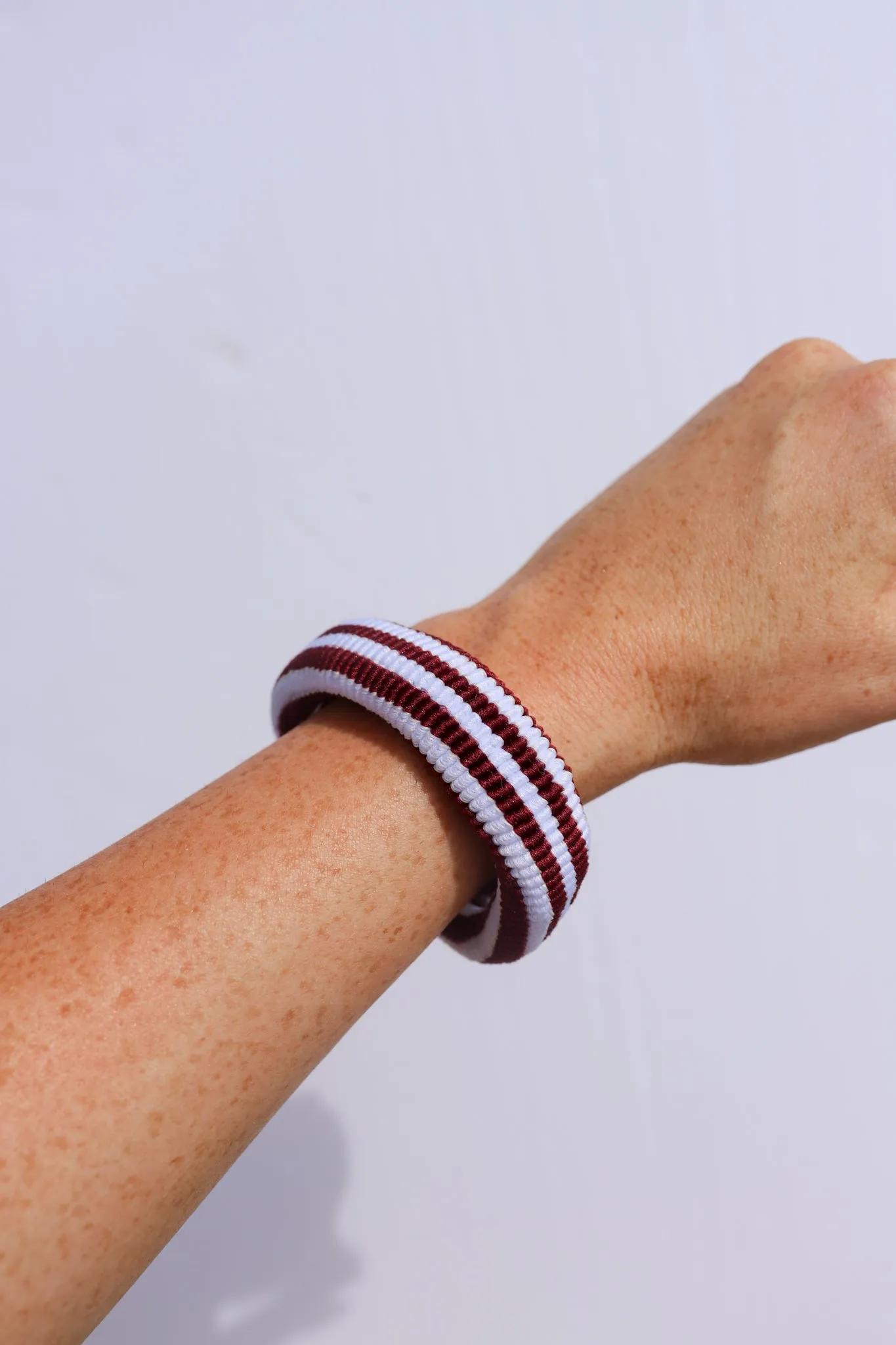 THE STRIPED OVERSIZED SLICK-BACK PONYTAILS (PACK OF 3)